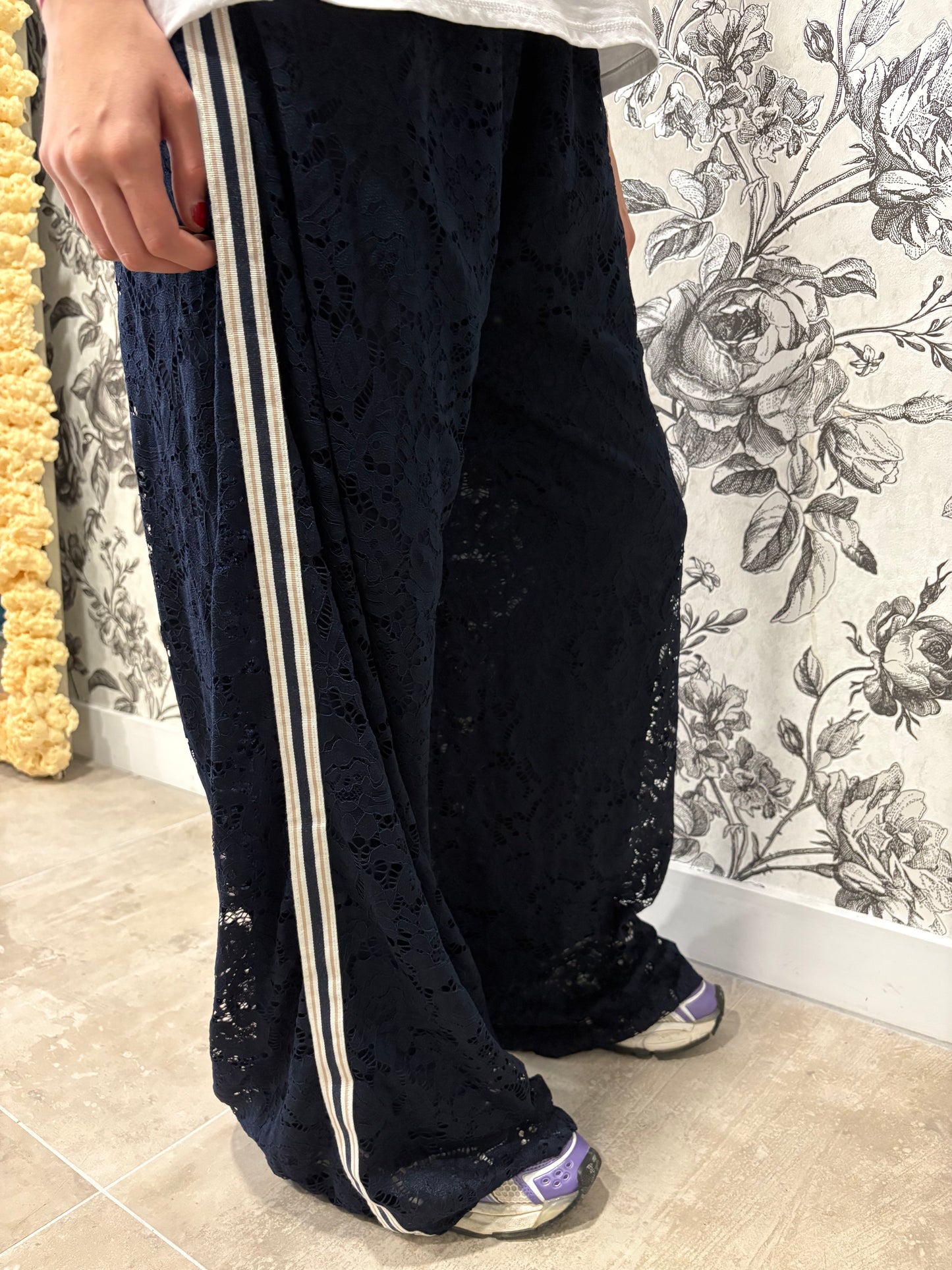 Pantalon dentelle